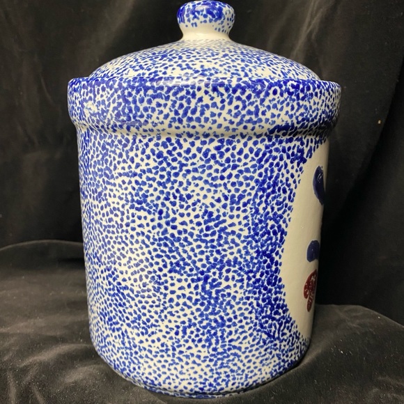 Vintage Heart Sponge Painted Blue & Red Ceramic/Stoneware Canister with Lid - Picture 14 of 16